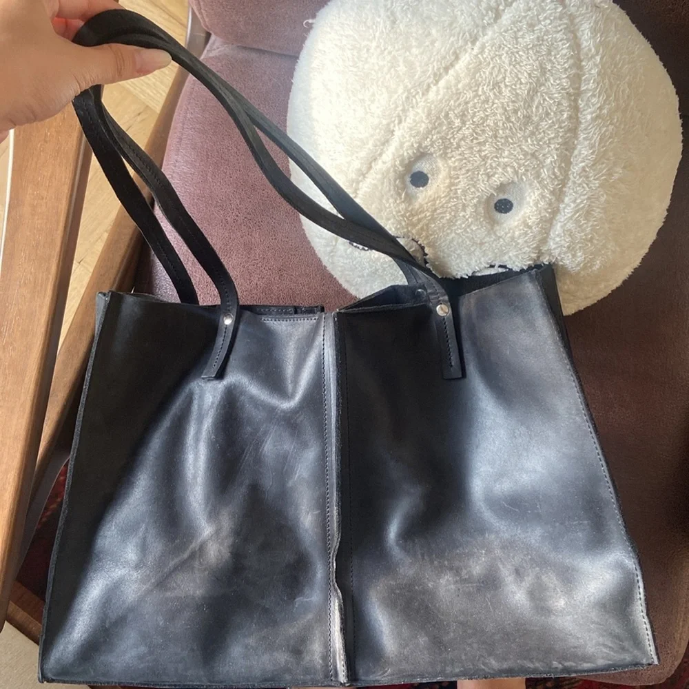 Leather tote bag - Picture 3 of 4